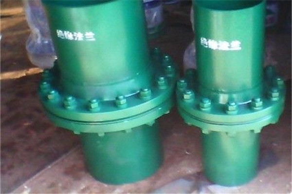 焦作碳钢小口径绝缘法兰全面介绍 性能、应用与选购指南